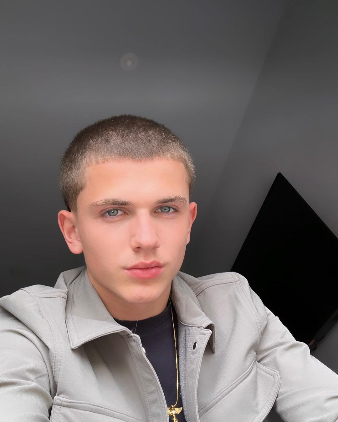 Oscar sam curtis