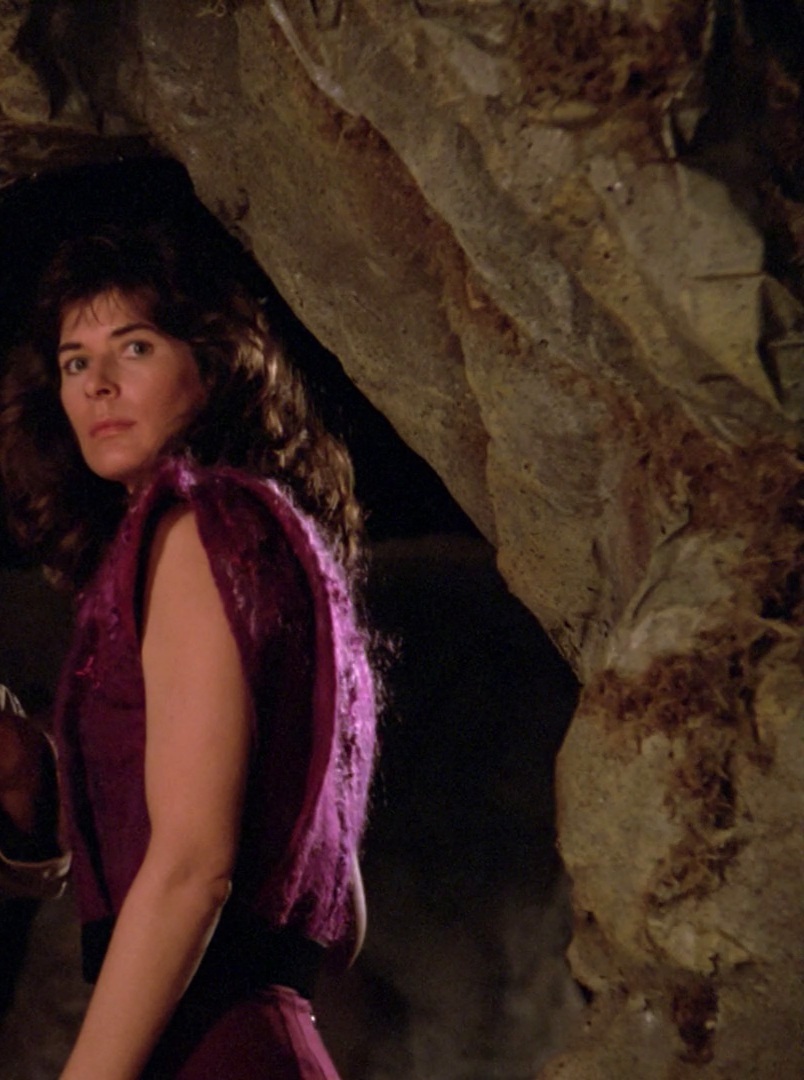 TNG season 1 (1987)