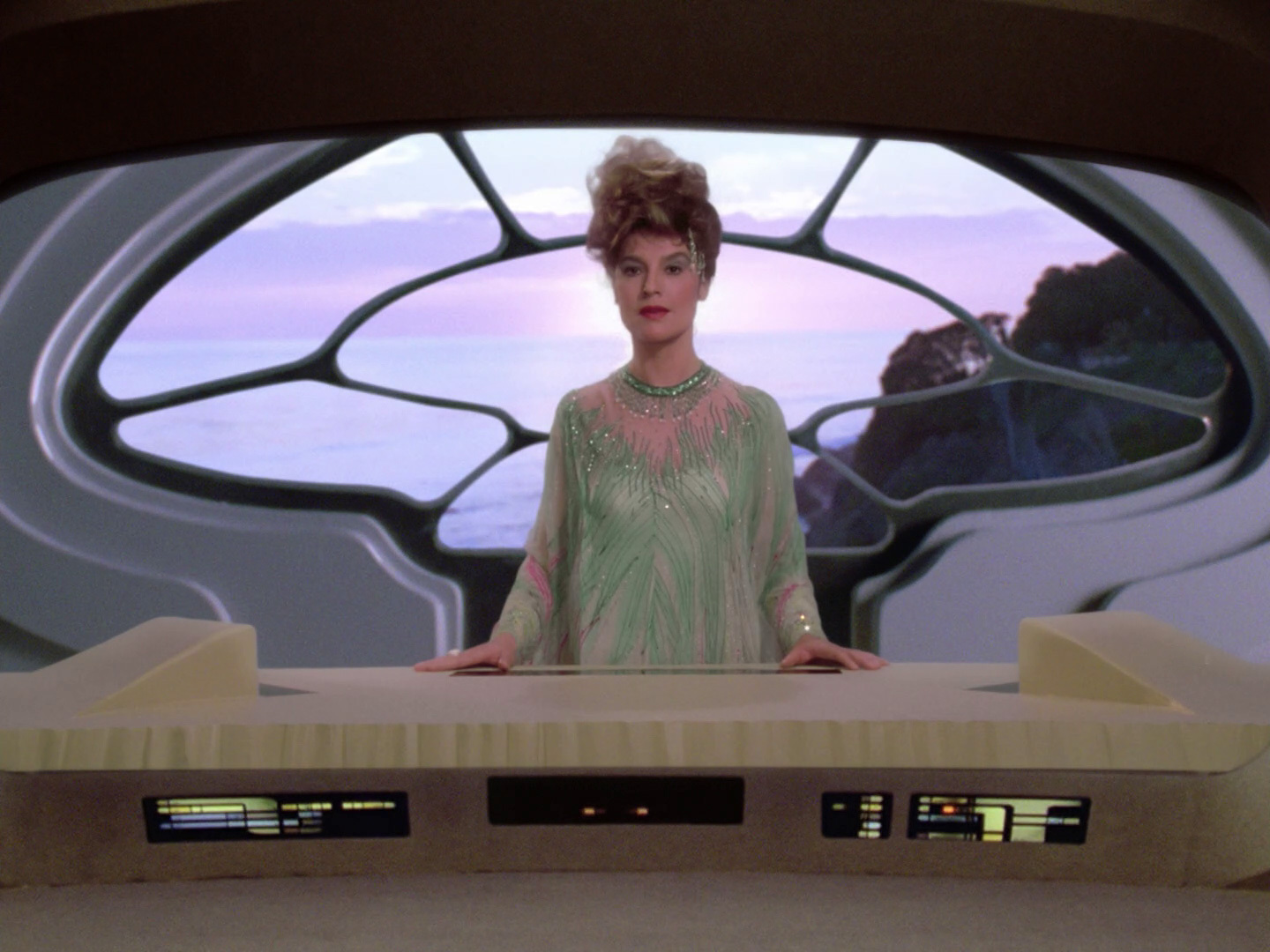 TNG season 1 (1987)