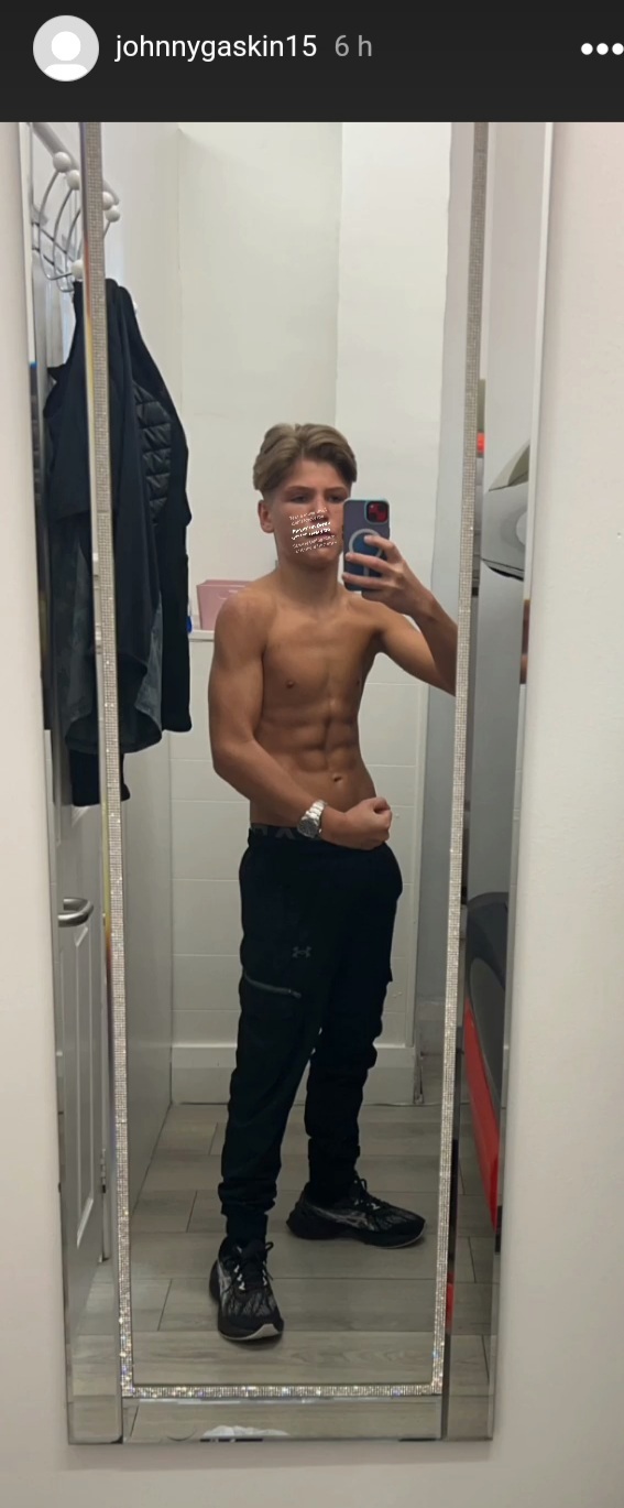Insta Johnny Gaskin topless