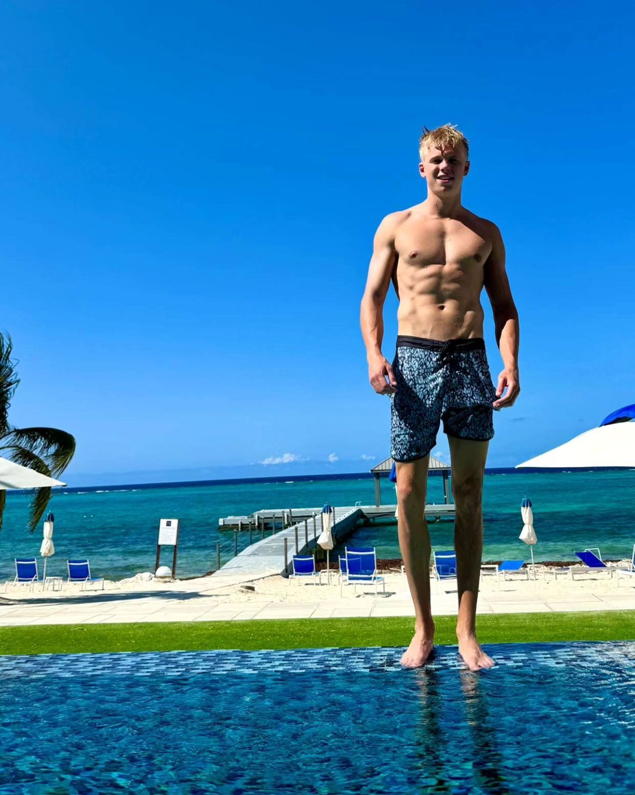 Carson Lueders