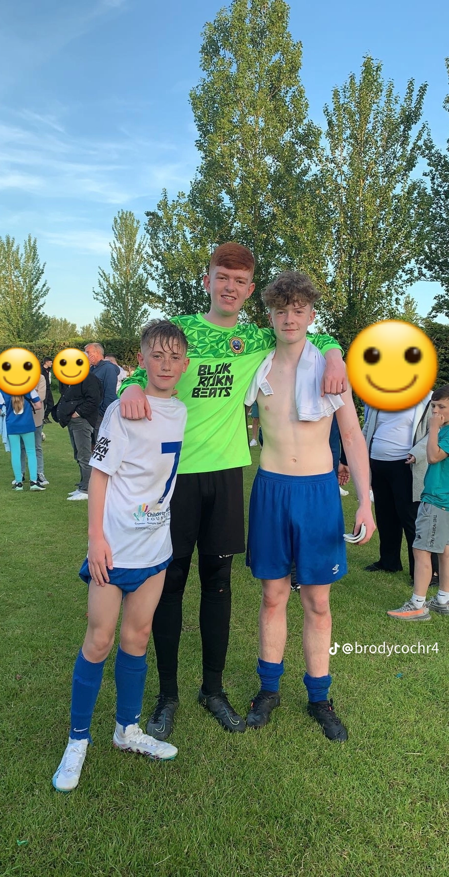 Topless TikTok lads