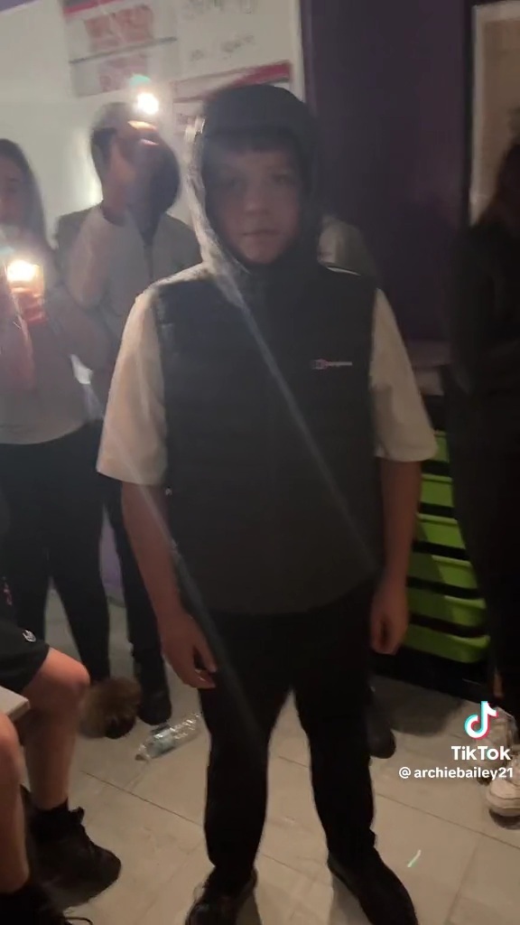 TikTok archiebailey21