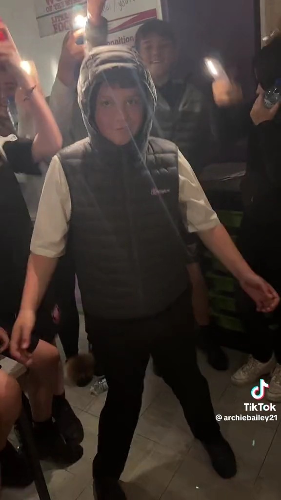 TikTok archiebailey21