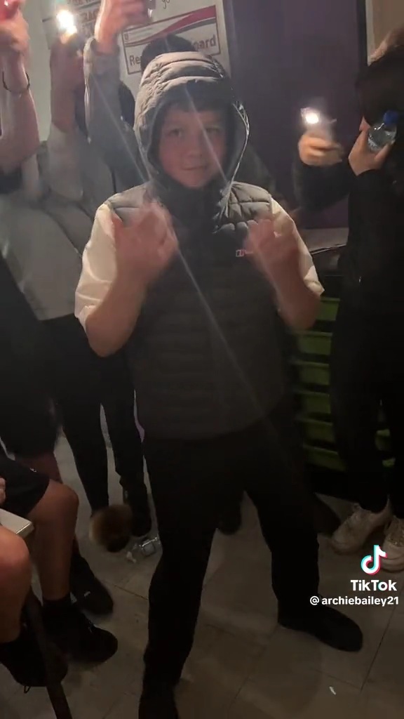 TikTok archiebailey21