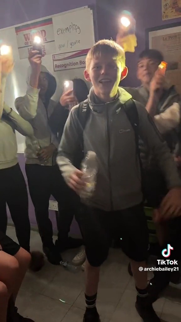 TikTok archiebailey21