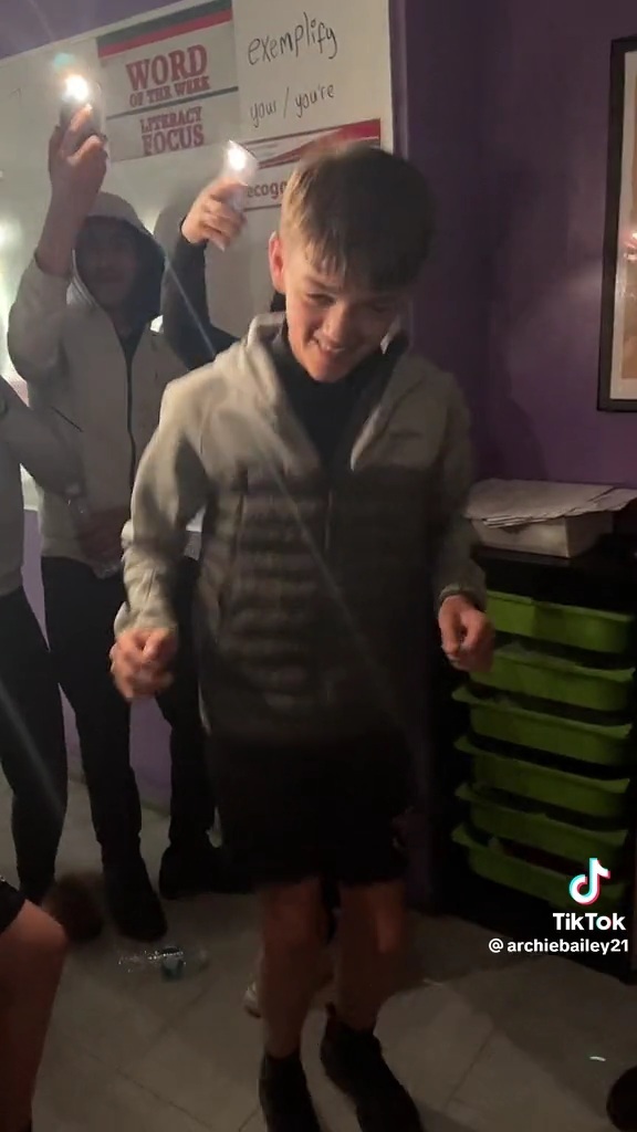 TikTok archiebailey21