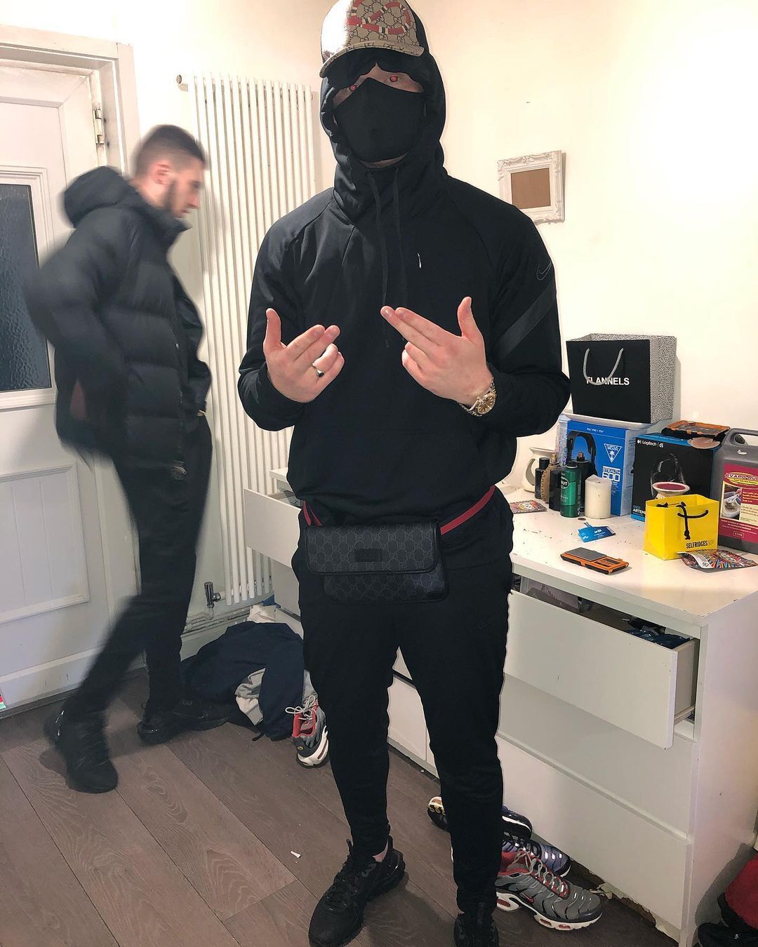 🥷