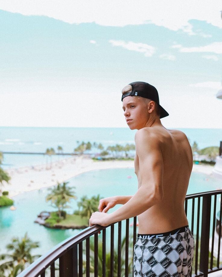 Carson Lueders