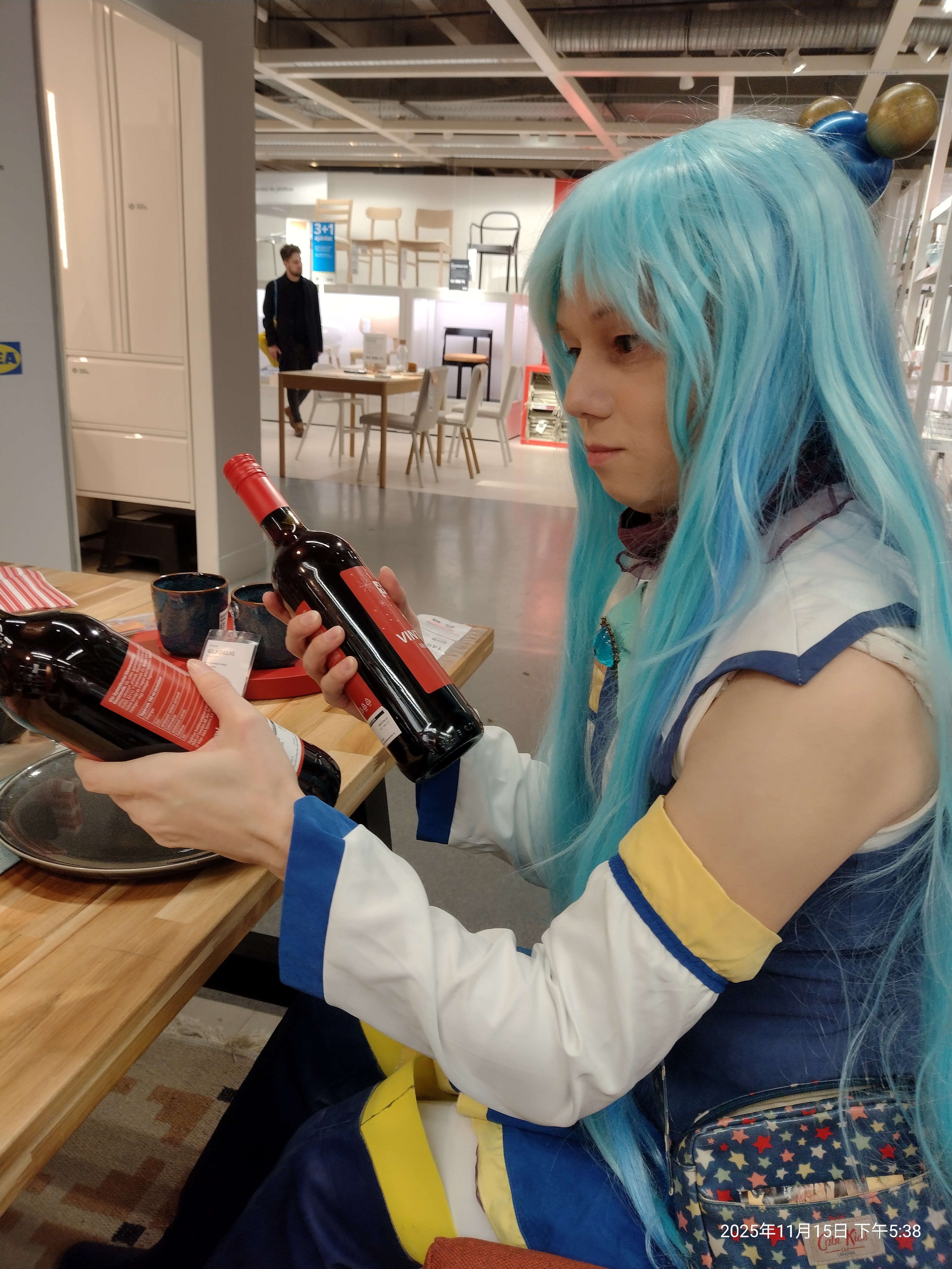 Ikea con 2