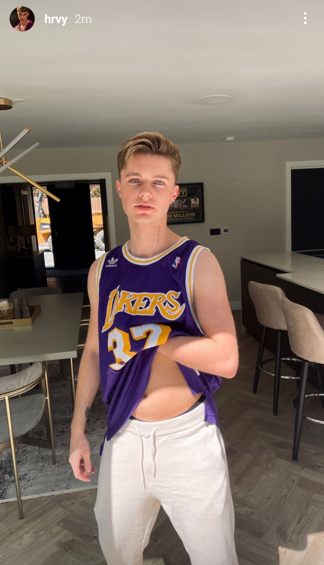 Hrvy