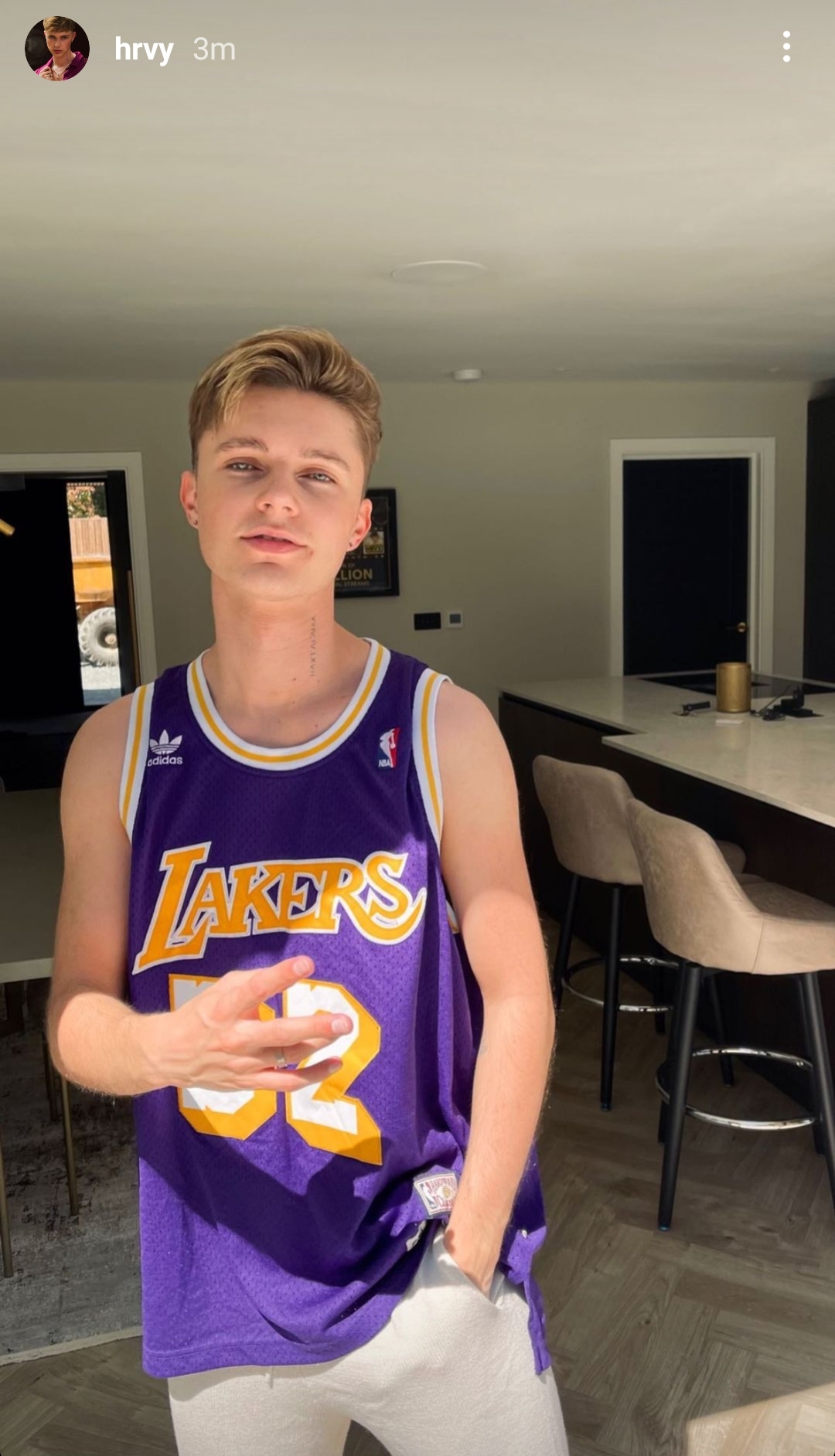 Hrvy