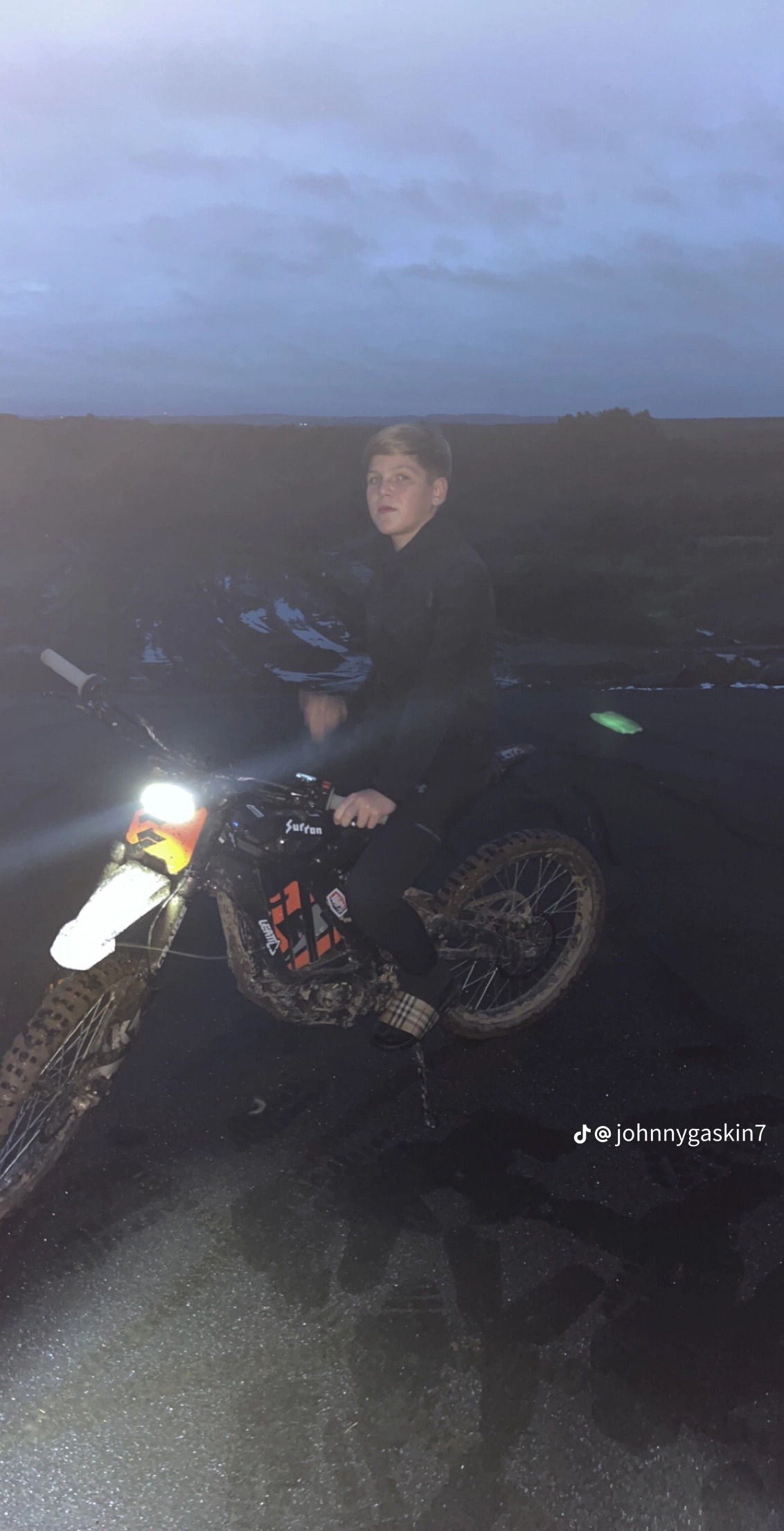 TikTok Johnny Gaskin