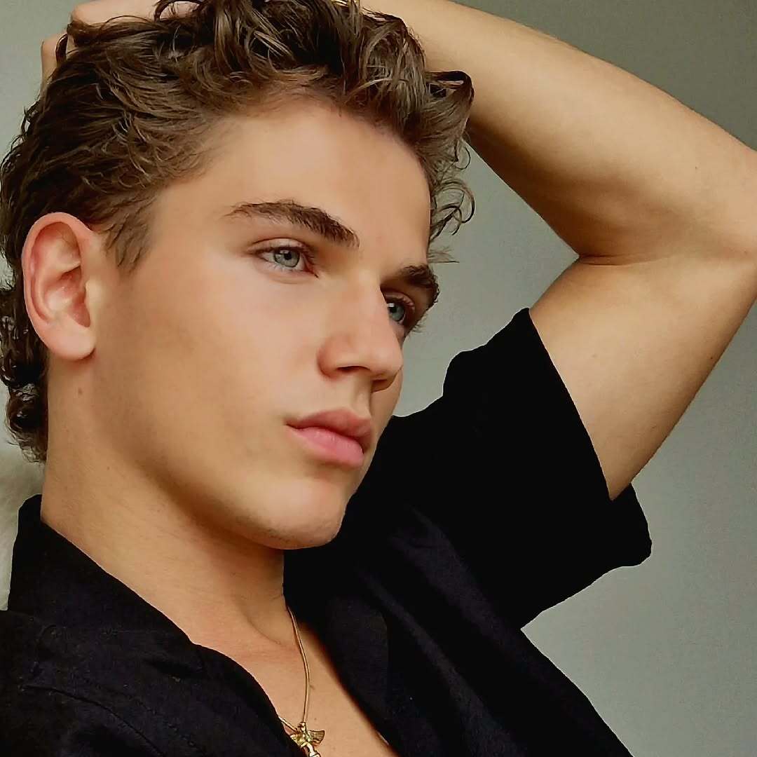 Oscar Sam Curtis