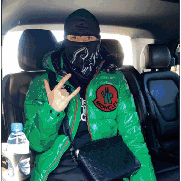 Hazey 🥷 (Gif)