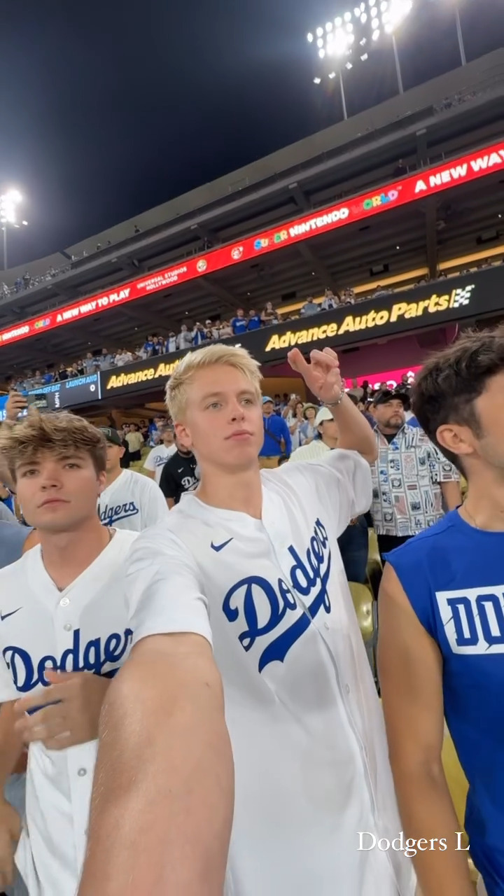 Carson Lueders