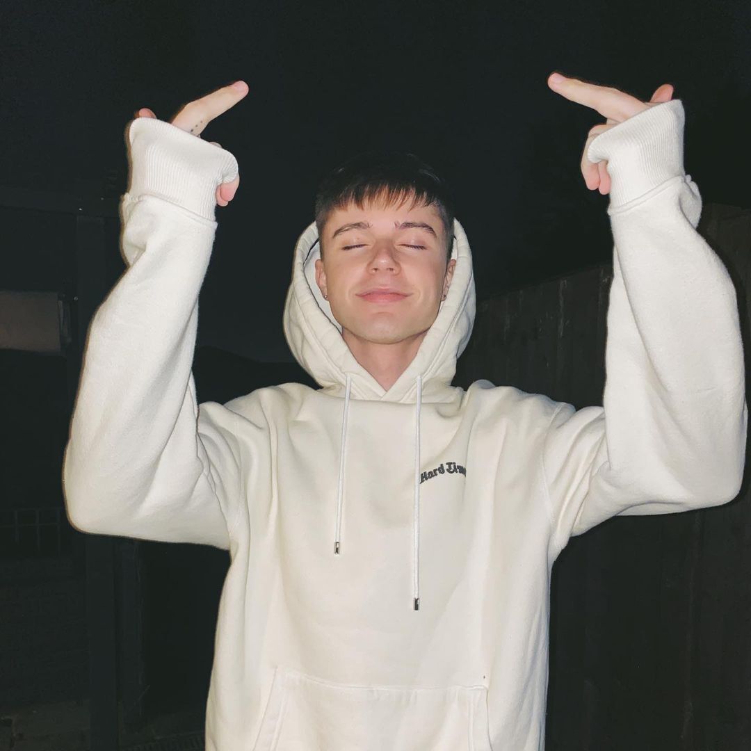 Hrvy