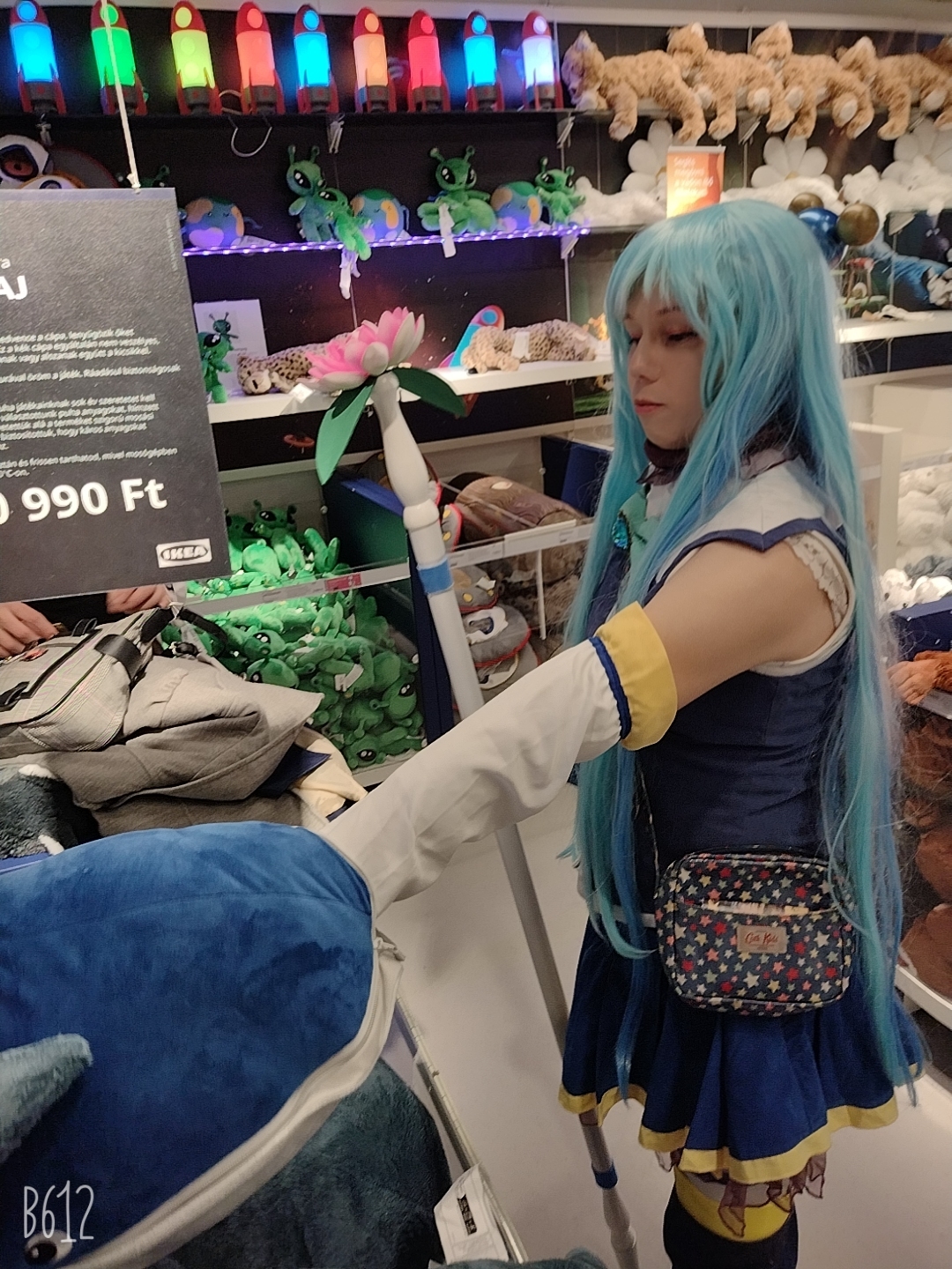 Ikea con 1