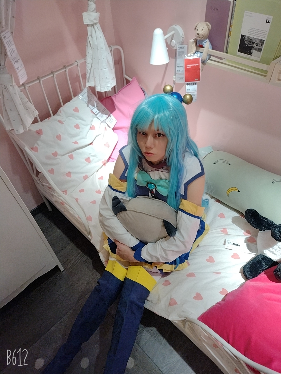Ikea con 1