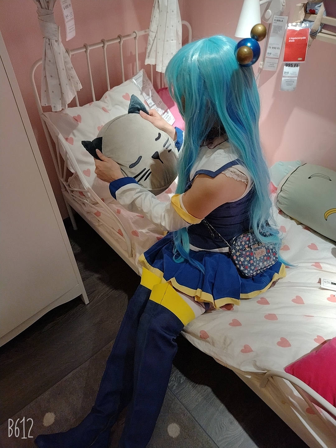 Ikea con 1