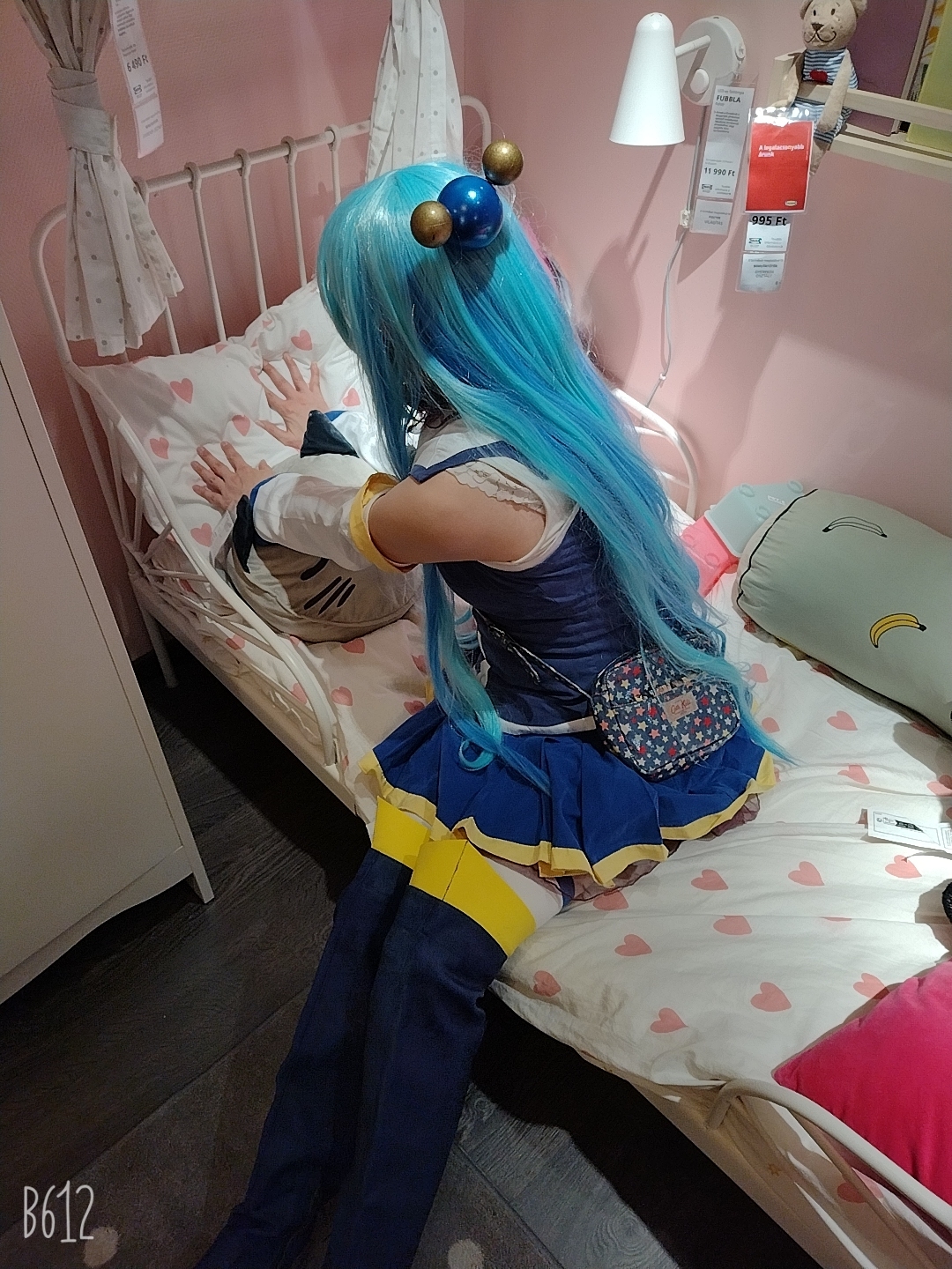 Ikea con 1