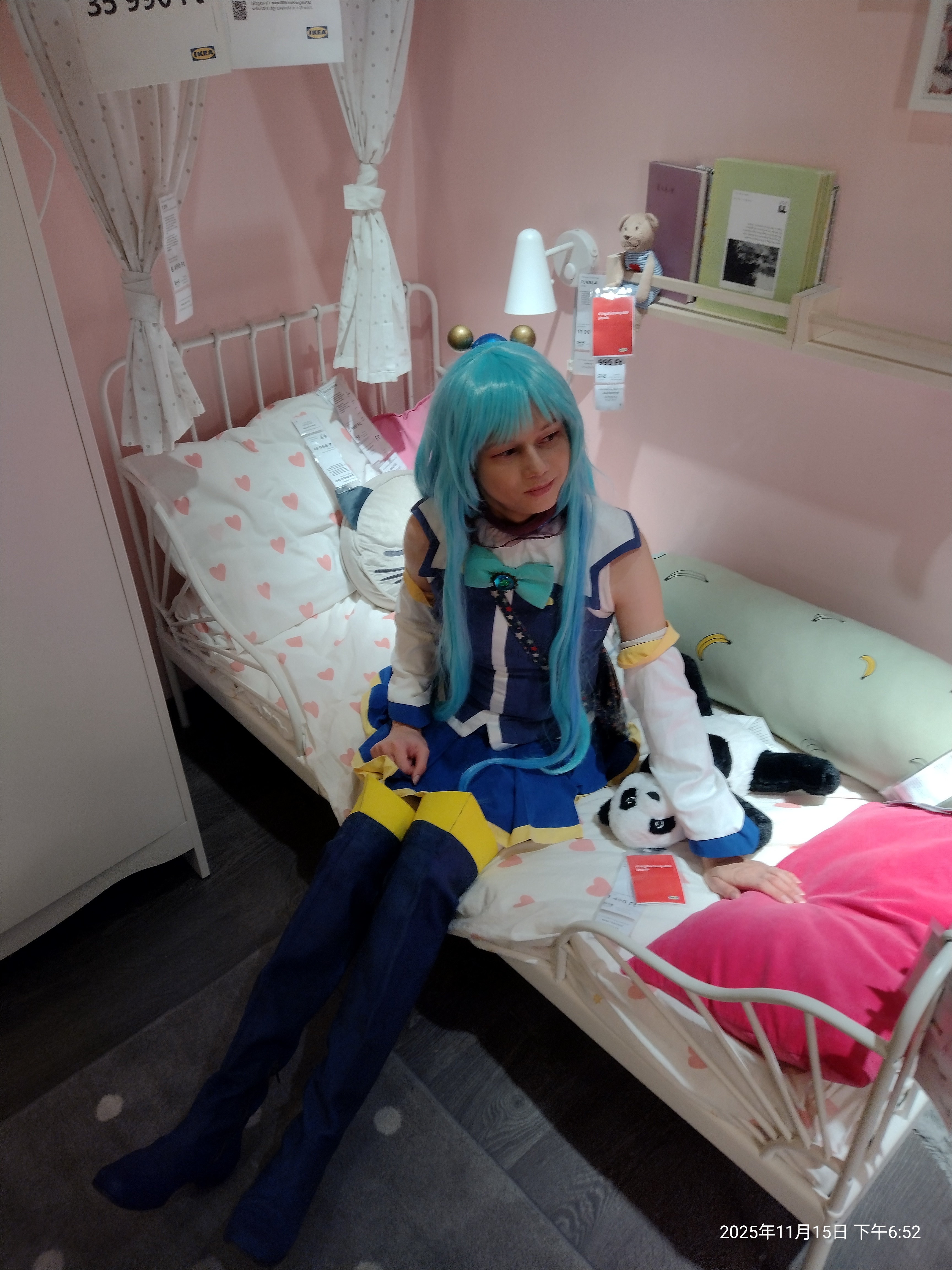 Ikea con 1