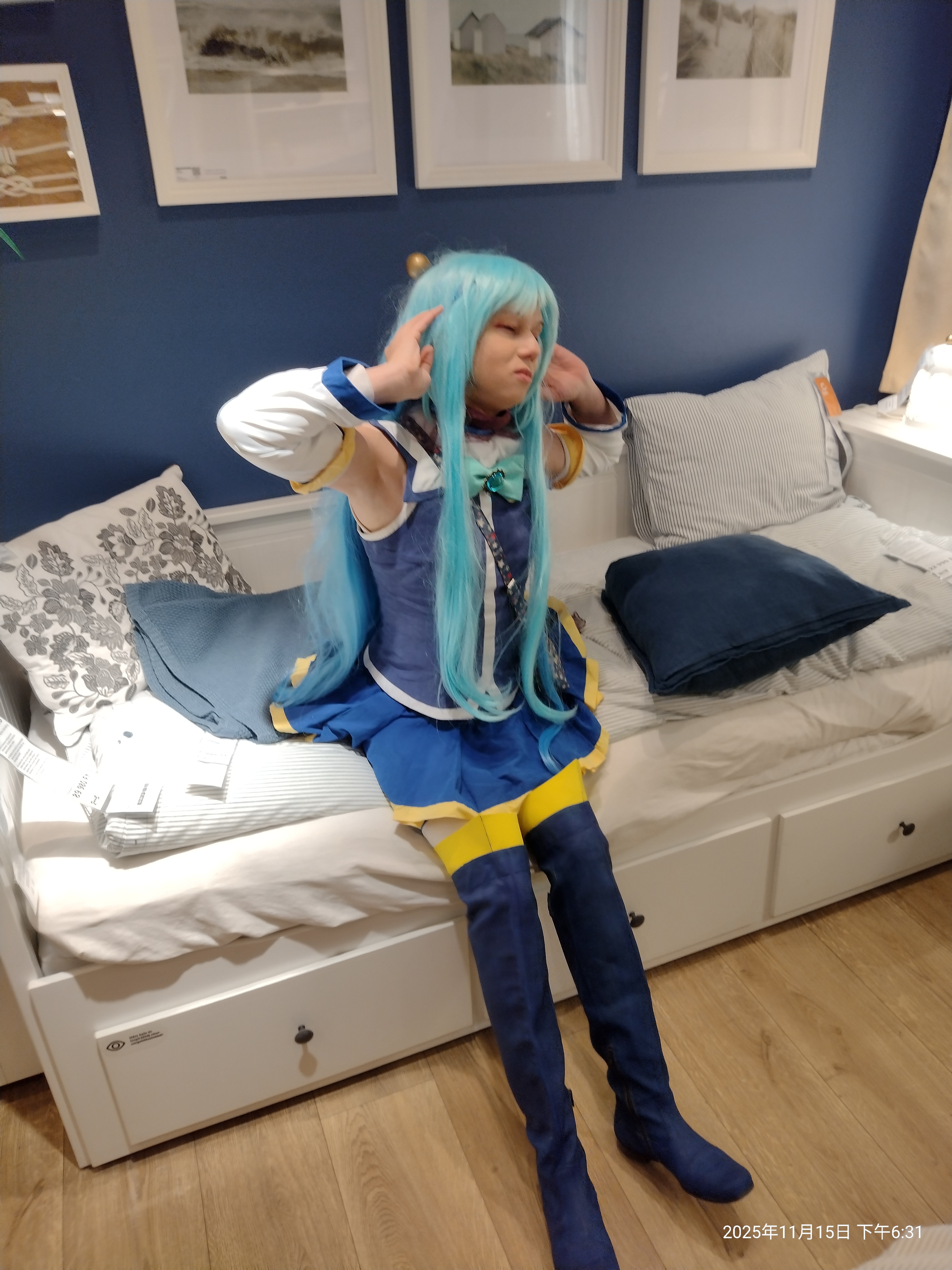 Ikea con 1