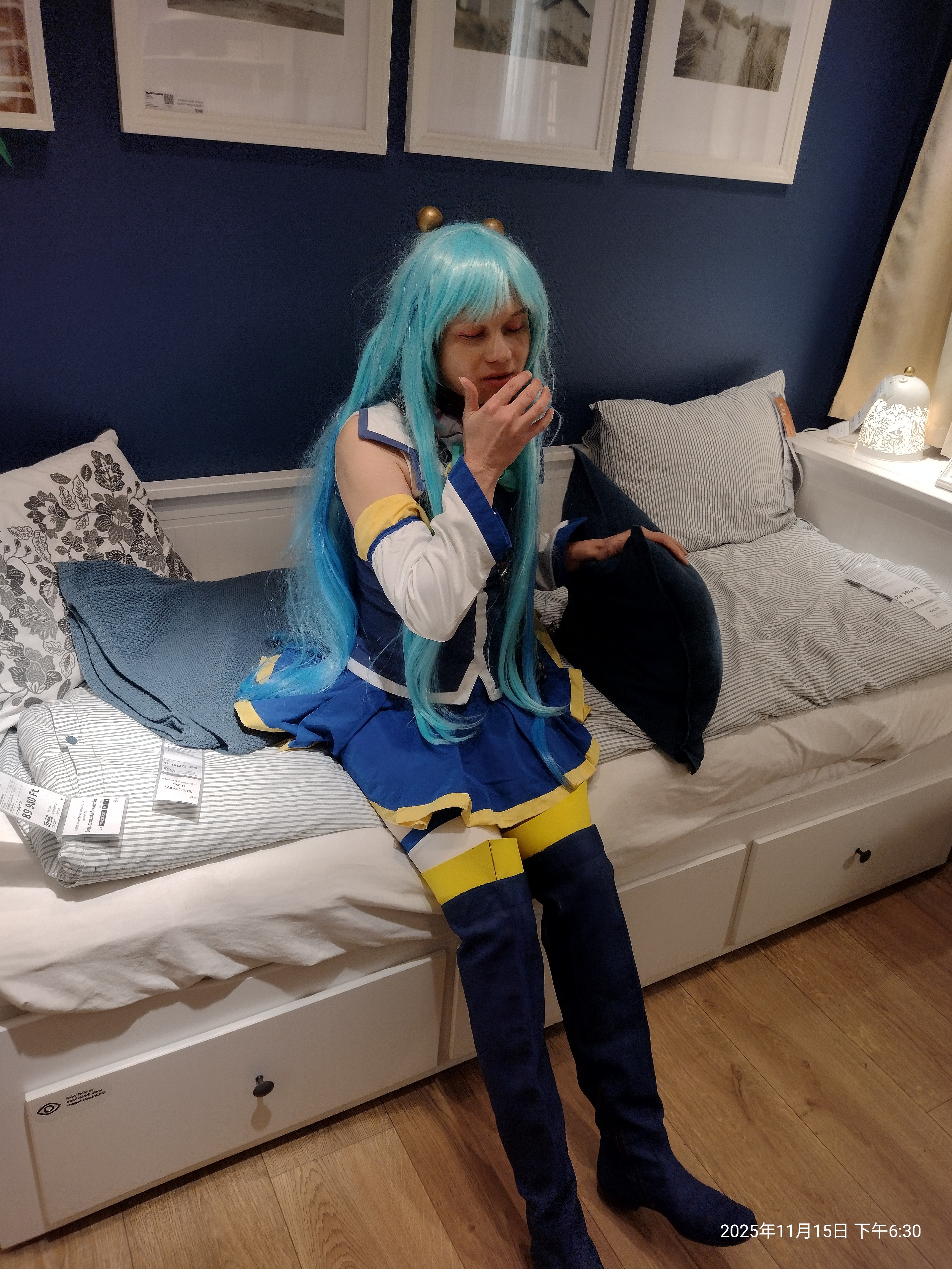Ikea con 1
