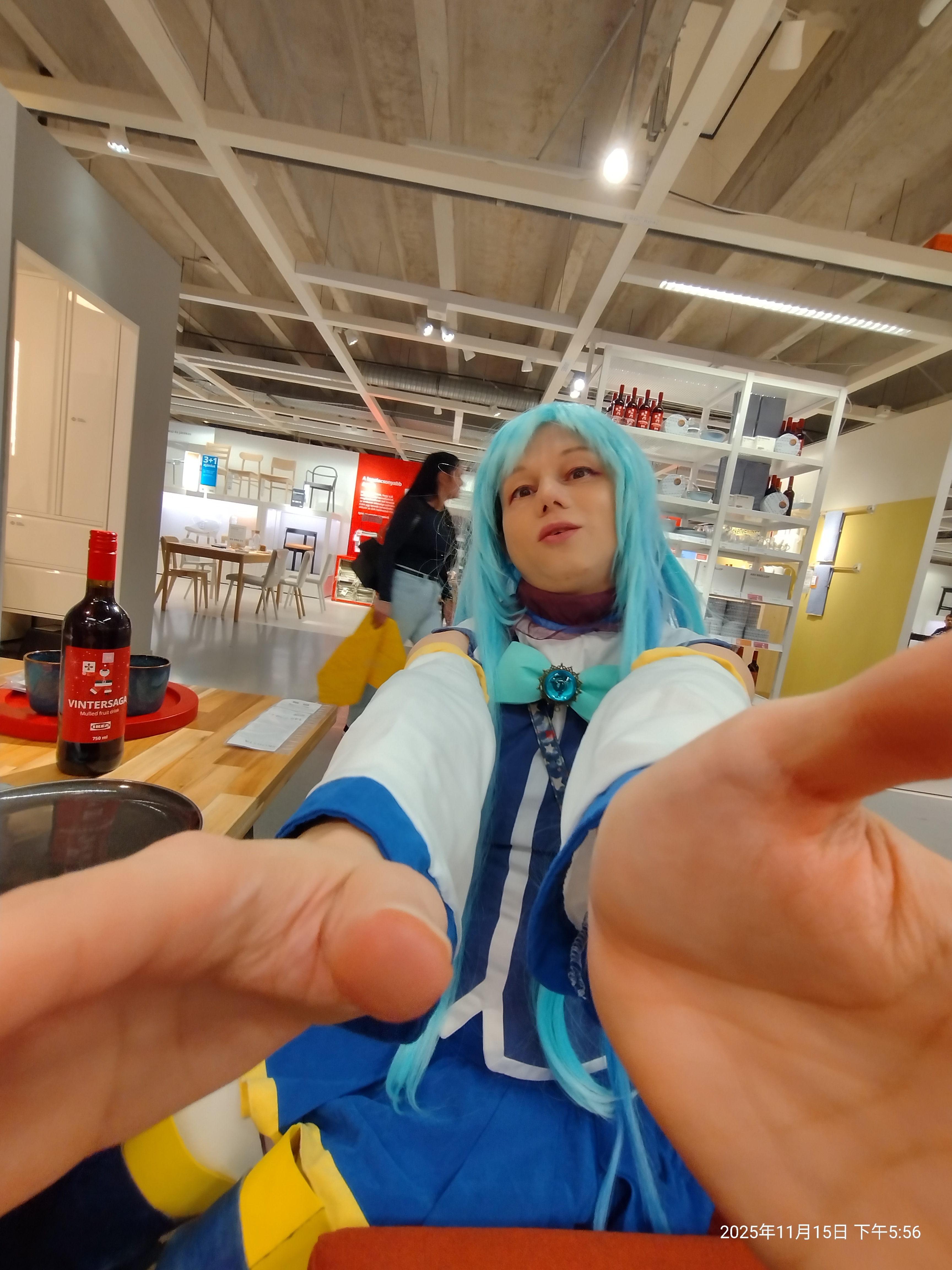 Ikea con 1