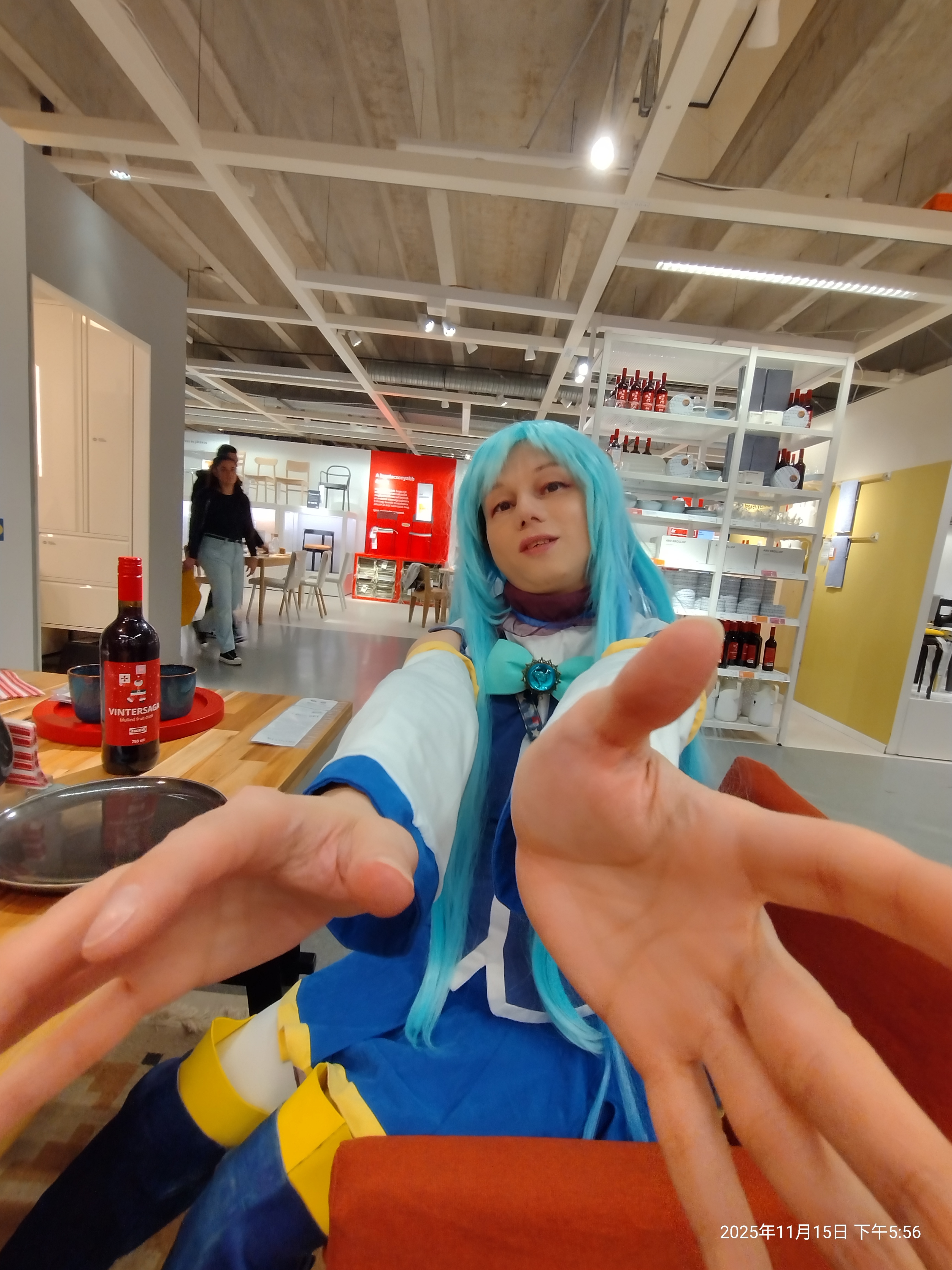 Ikea con 1