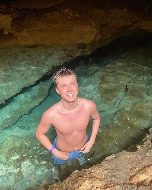 Hrvy