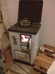 Hungarian tea making
