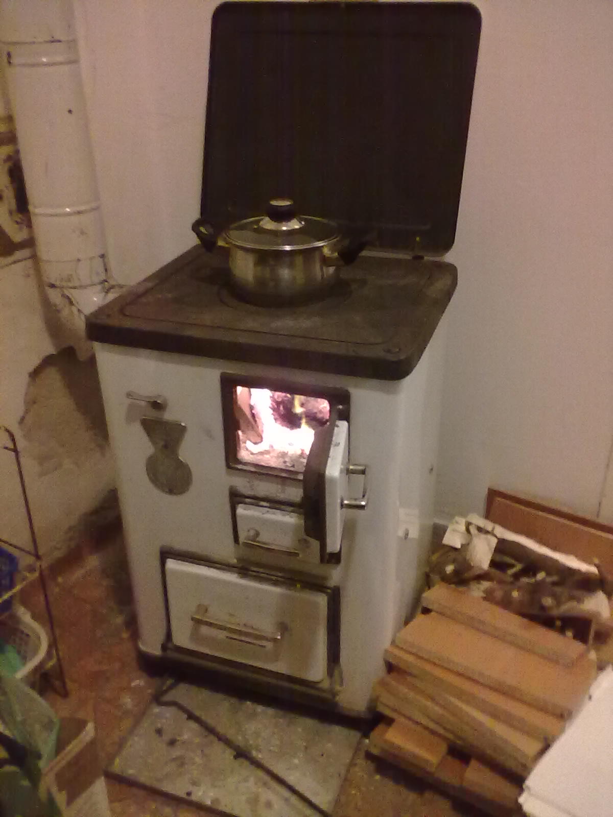 Hungarian tea making