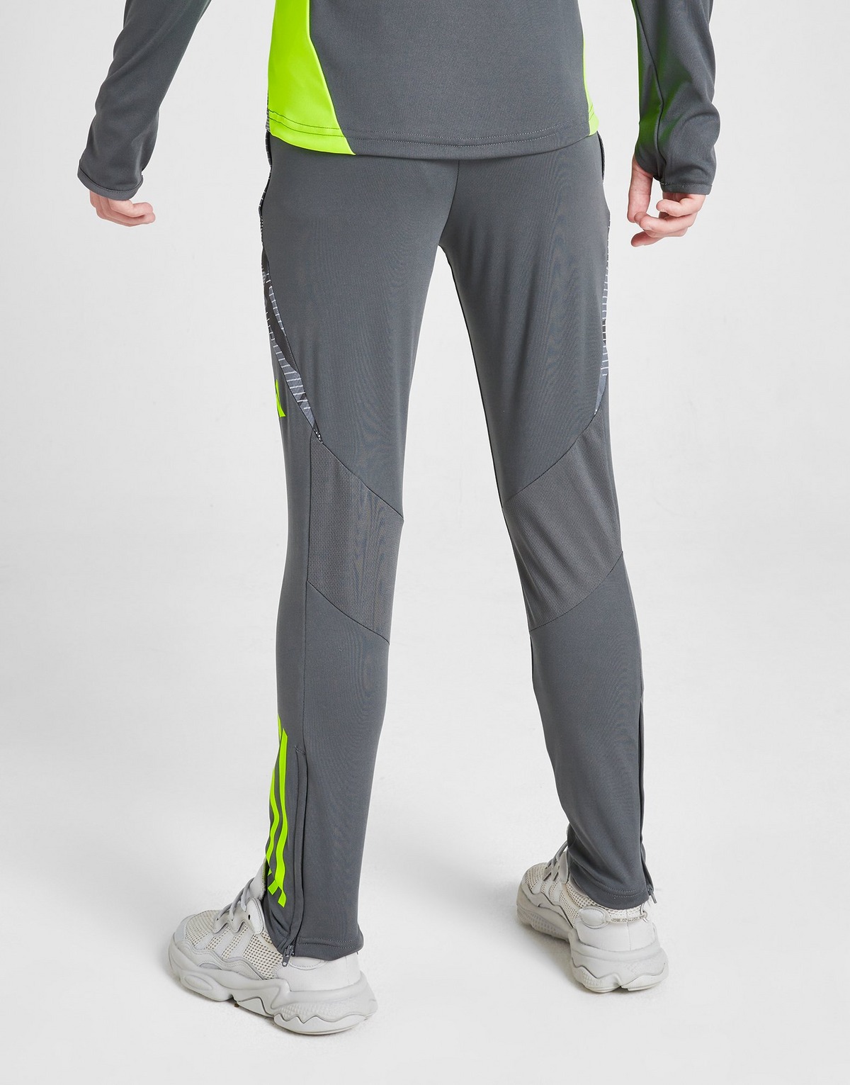 JD Sport adidas Aston Villa Training Top Junior