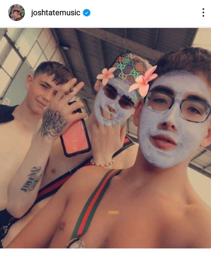 Topless Guys