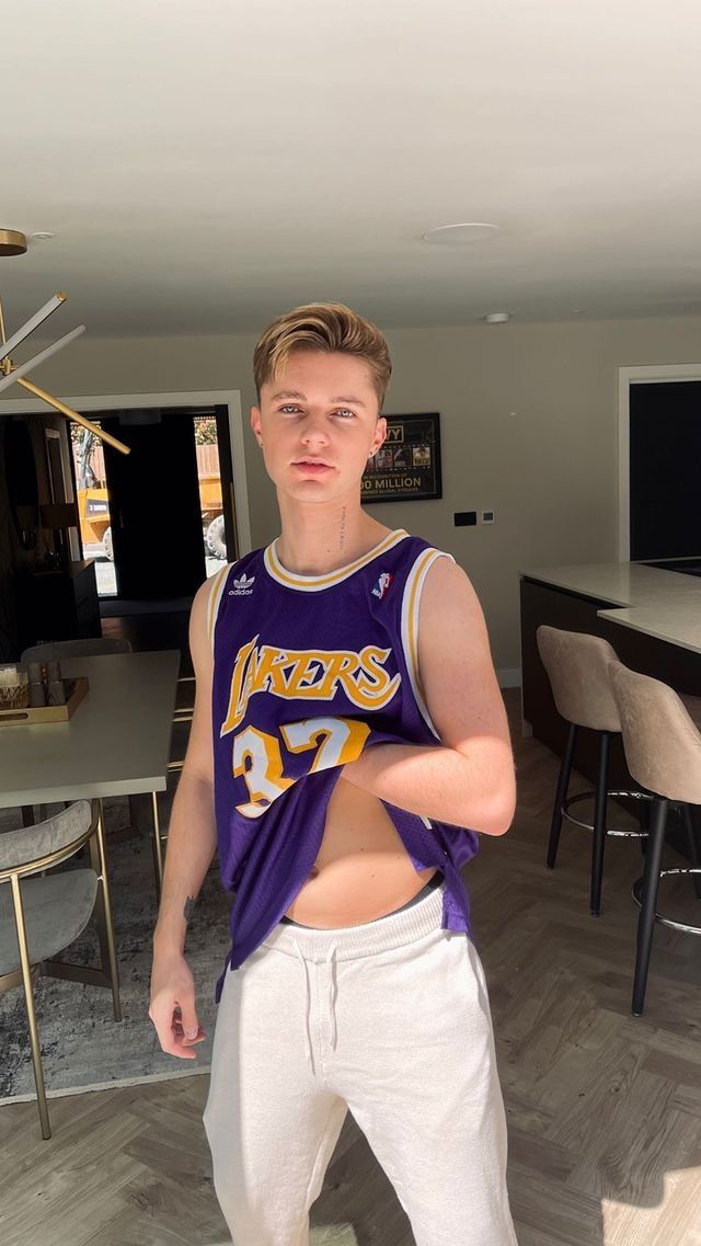 Hrvy