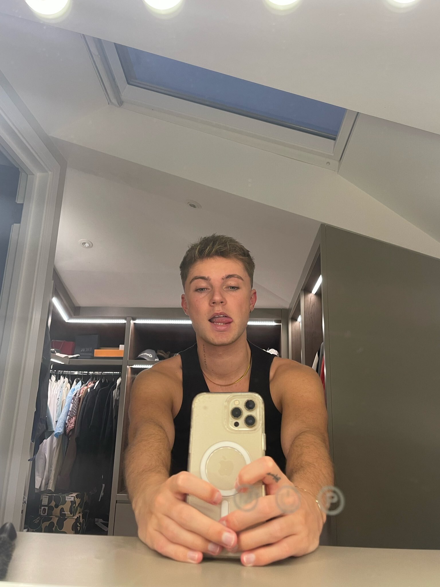 Hrvy
