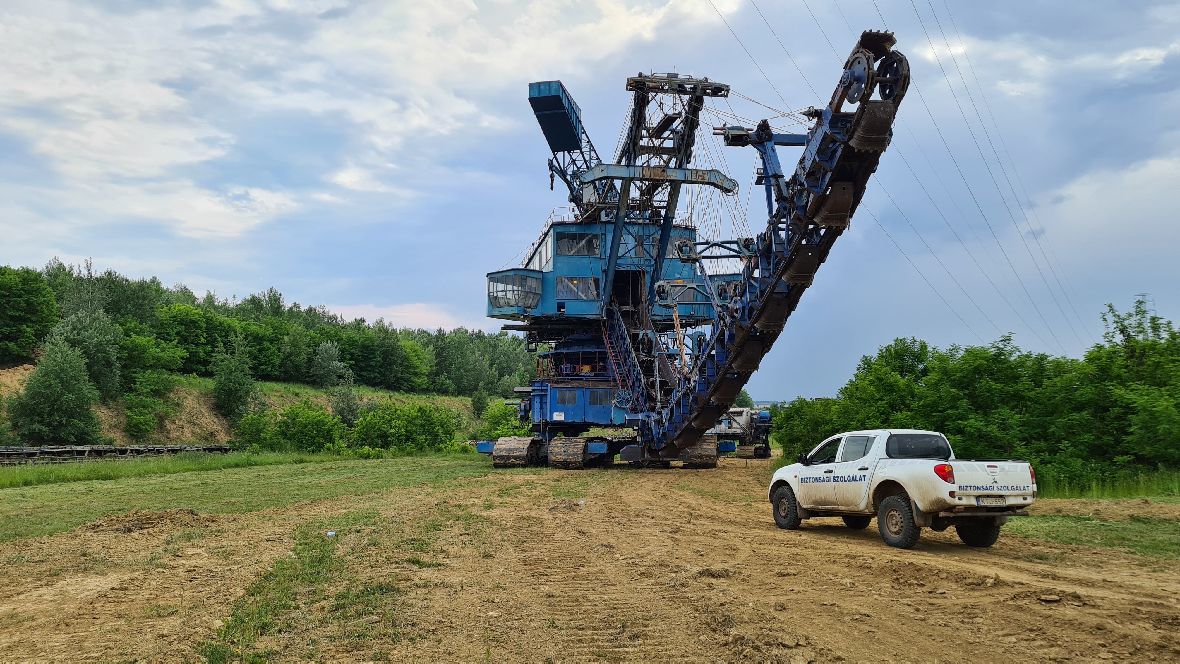 Hungarian excavator