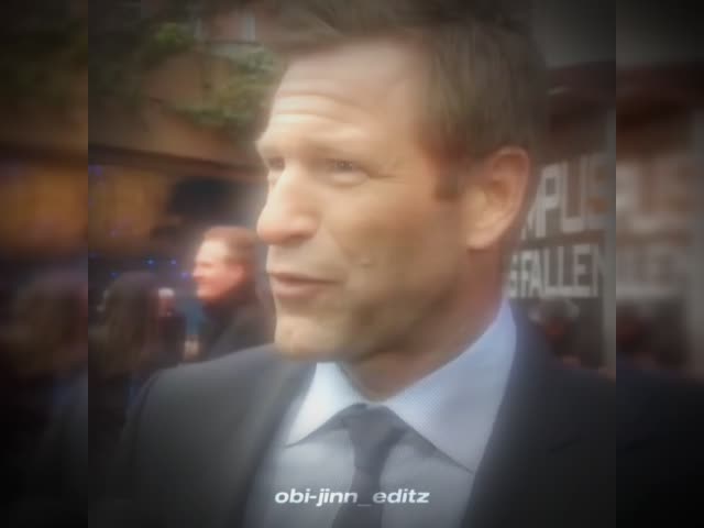 Aaron Eckhart Edit