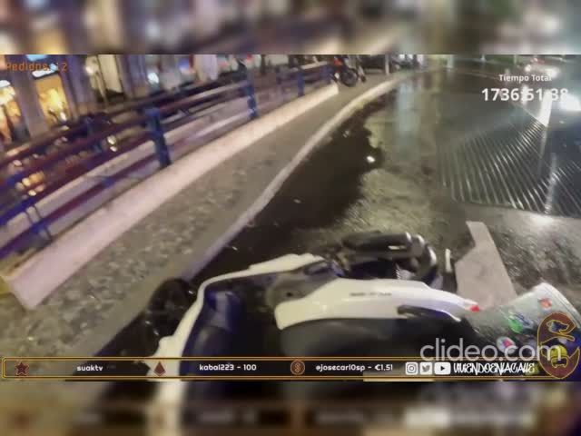 Cayendo en la calle