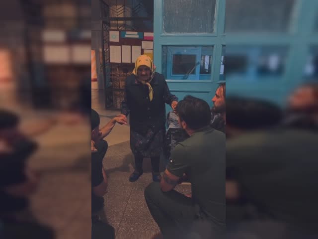 бабушка.mp4