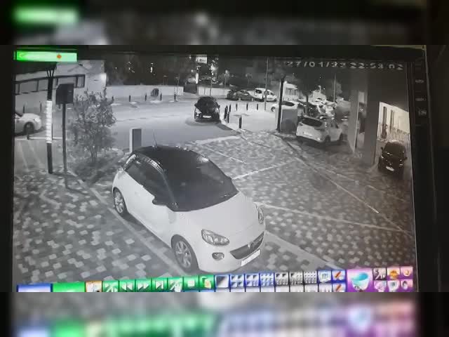 30547ab4-783e-4d76-8916-895df6ab7dcf.MP4