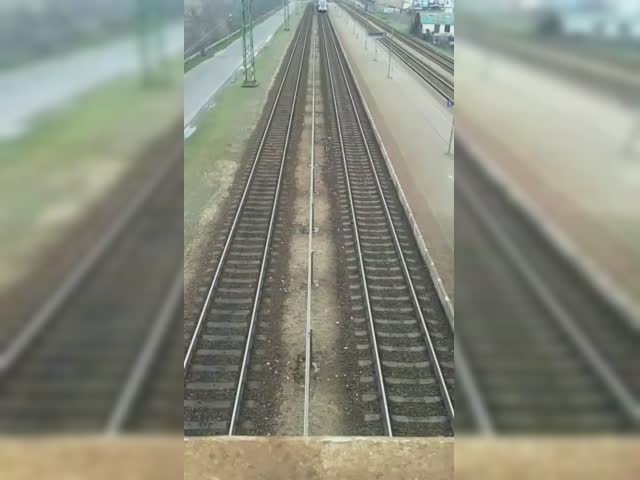 1000001433.mp4