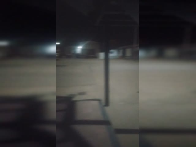 ඞ