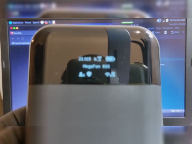 Portable OpenWRT 4g router - ID's change