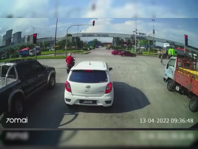 Kereta Lagi Besar