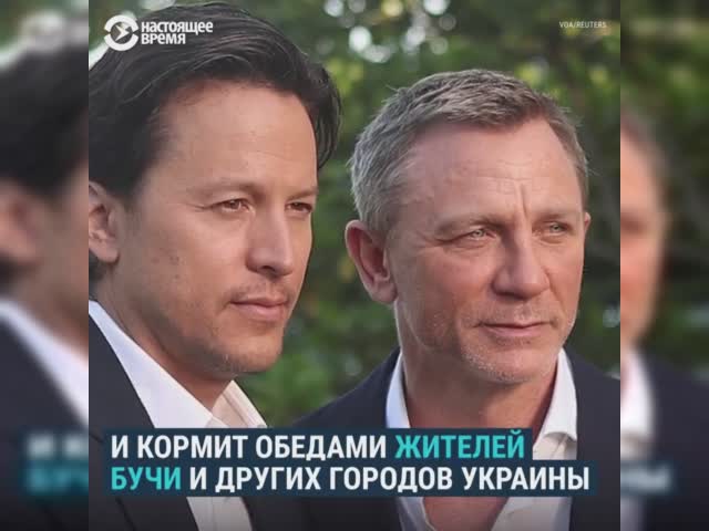 Известный_голливудский_режиссер_Кэри_Фукунага_стал_волонтером_в.mp4