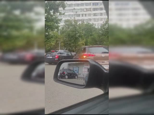 Majoritatea soferilor fac stanga