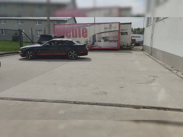 VID_20220507_152945.mp4
