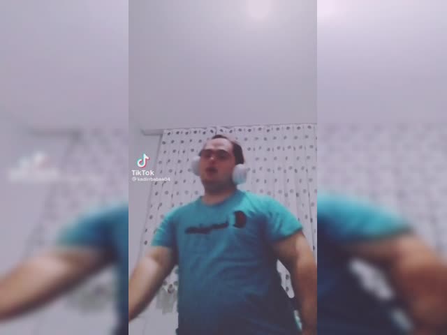 a373ca6e8b79cc372f8f7994ce65ce39.mp4